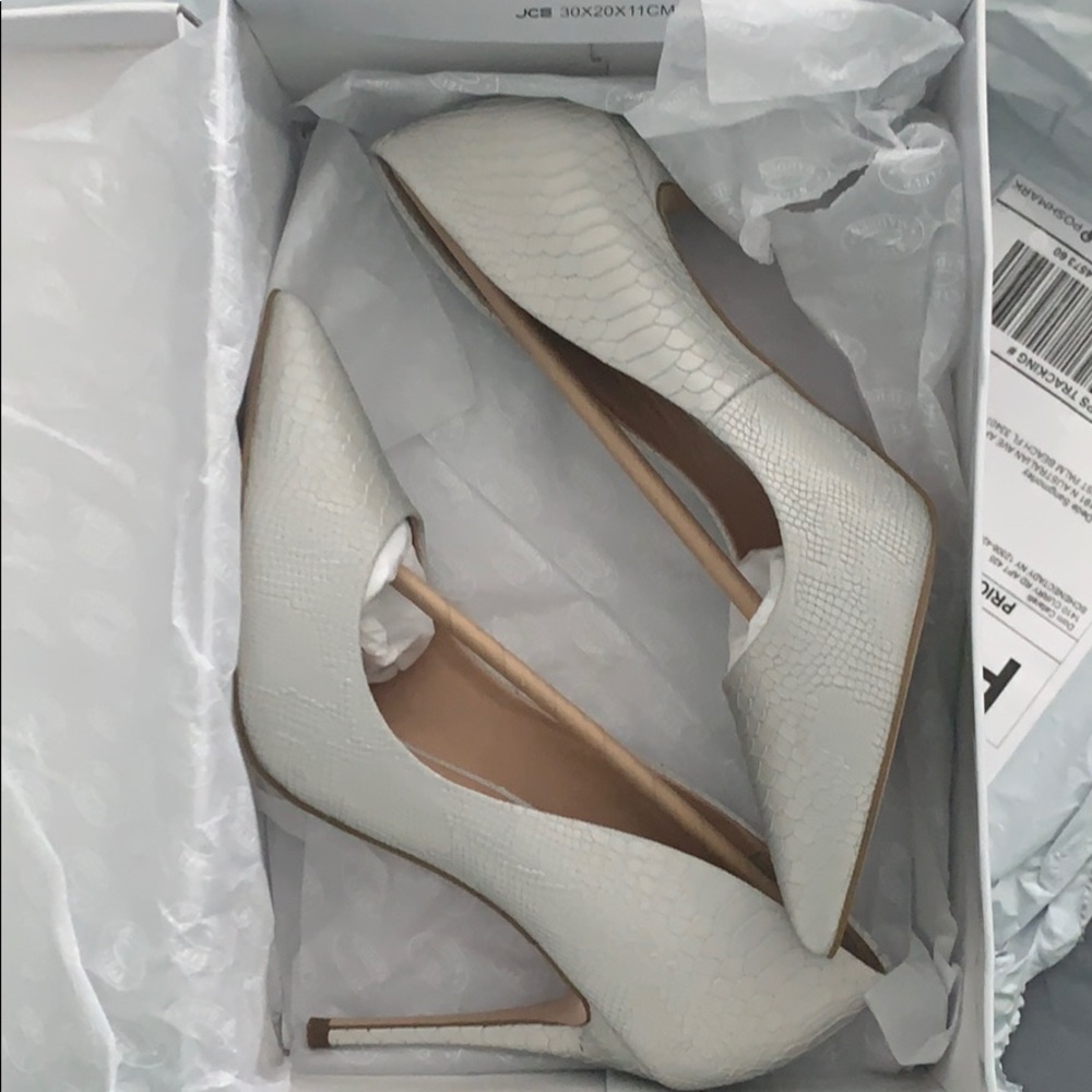 Steve Madden daisie snake pump grey 8.5